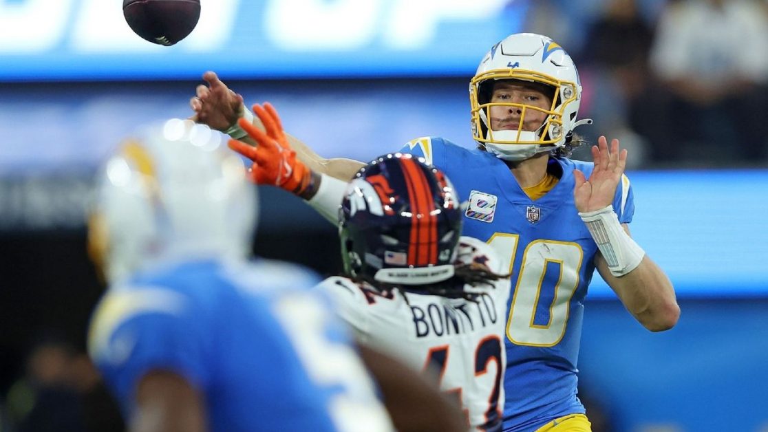 chargers-rally-escape-with-19-16-overtime-win-over-broncos