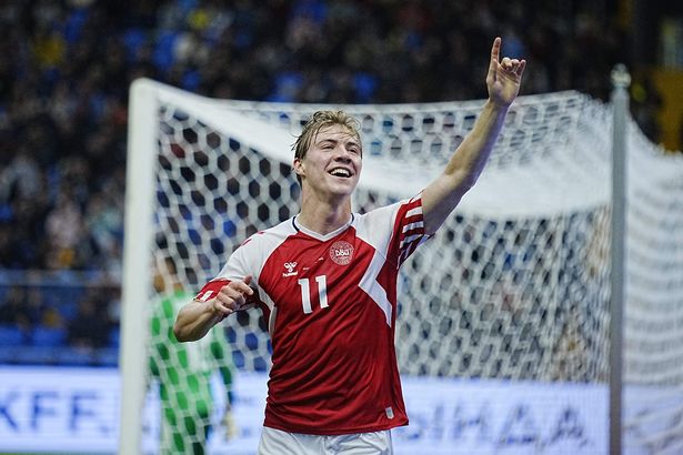 Man Utd have £78million transfer alternative to Rasmus Hojlund as ‘fears’ over deal grow